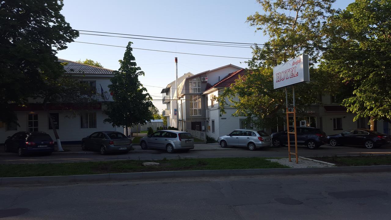 Hotel Confort Drochia Eksteriør bilde