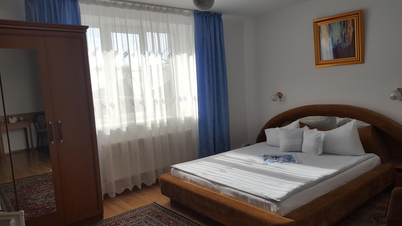 Hotel Confort Drochia Eksteriør bilde